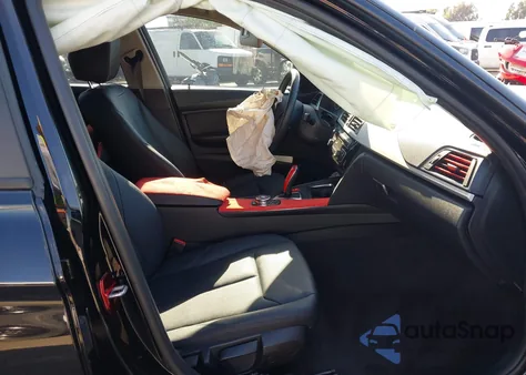 2017 BMW 320I из США, поврежденный, VIN WBA8A9C53HK619653